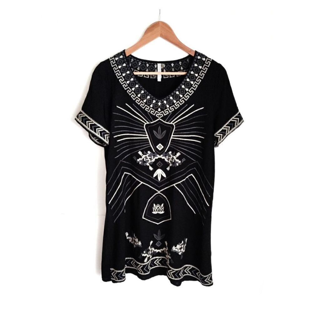 MONORENO V NECK BOHO EMBROIDERED DRESS SHADES OF GRAY SZ M